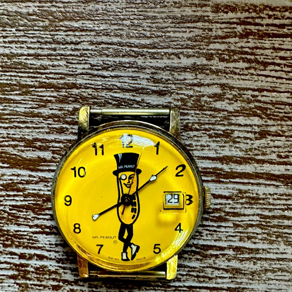 Mr Peanut Original Watch with date!